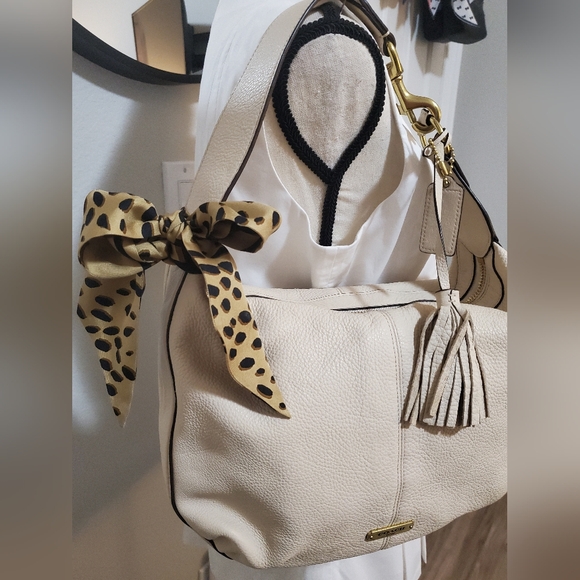 COACH SILK REVERSABLE SCARF FOR NECK, HAIR, OR BAG PERFECT CONDITION! - Picture 4 of 8